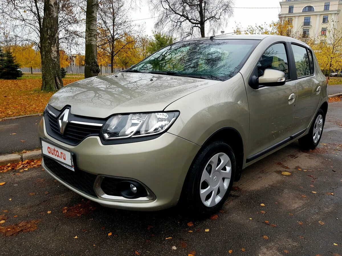 Renault Sandero 2017. Рено Сандеро 2017 года. Sandero 2 бежевый. Рено Сандеро бежевый. Рено сандеро 2017 купить