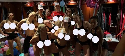 Wisconsin Volleyball Team's Nude Locker Room Photos: Social Media Reac...