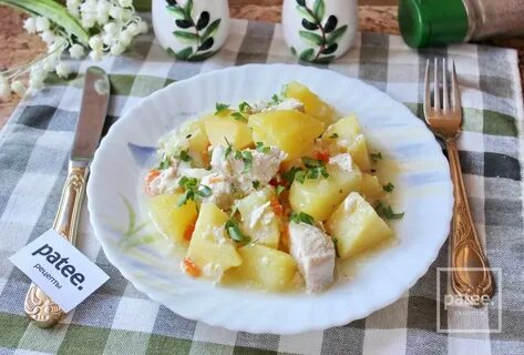 Тушеные куриные грудки с картофелем