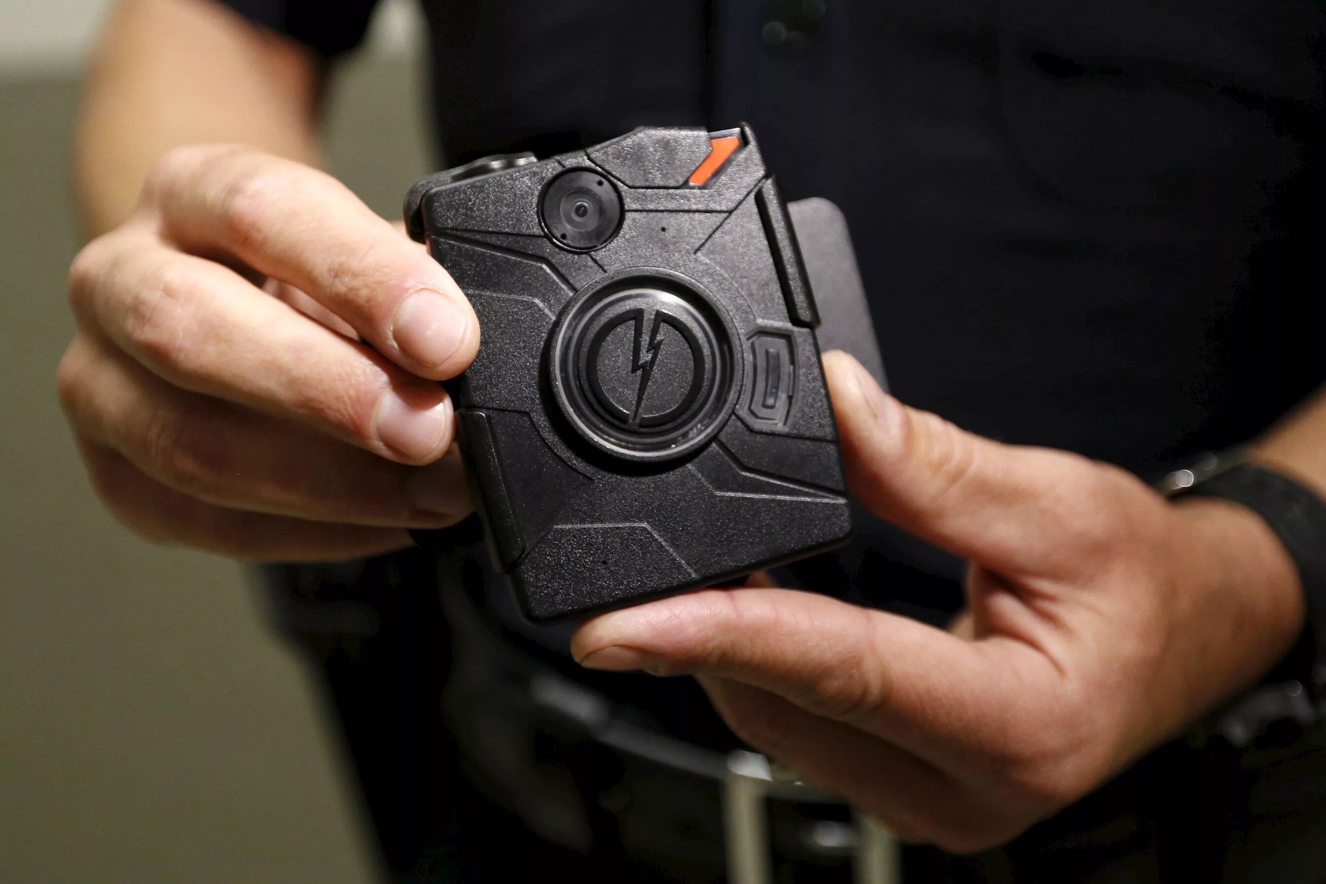 Боди камера. Axon bodycam. Axon bodycam 3. Моторола боди камера. Body cam камера.
