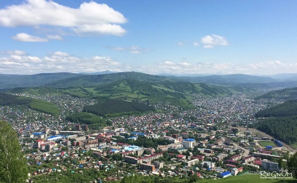 Учреждения горно алтайска. Республика Алтай город Горно-Алтайск. Столица Алтая Горно Алтайск. Горно Алтайск центр города. Алтай город Горно Алтайск.