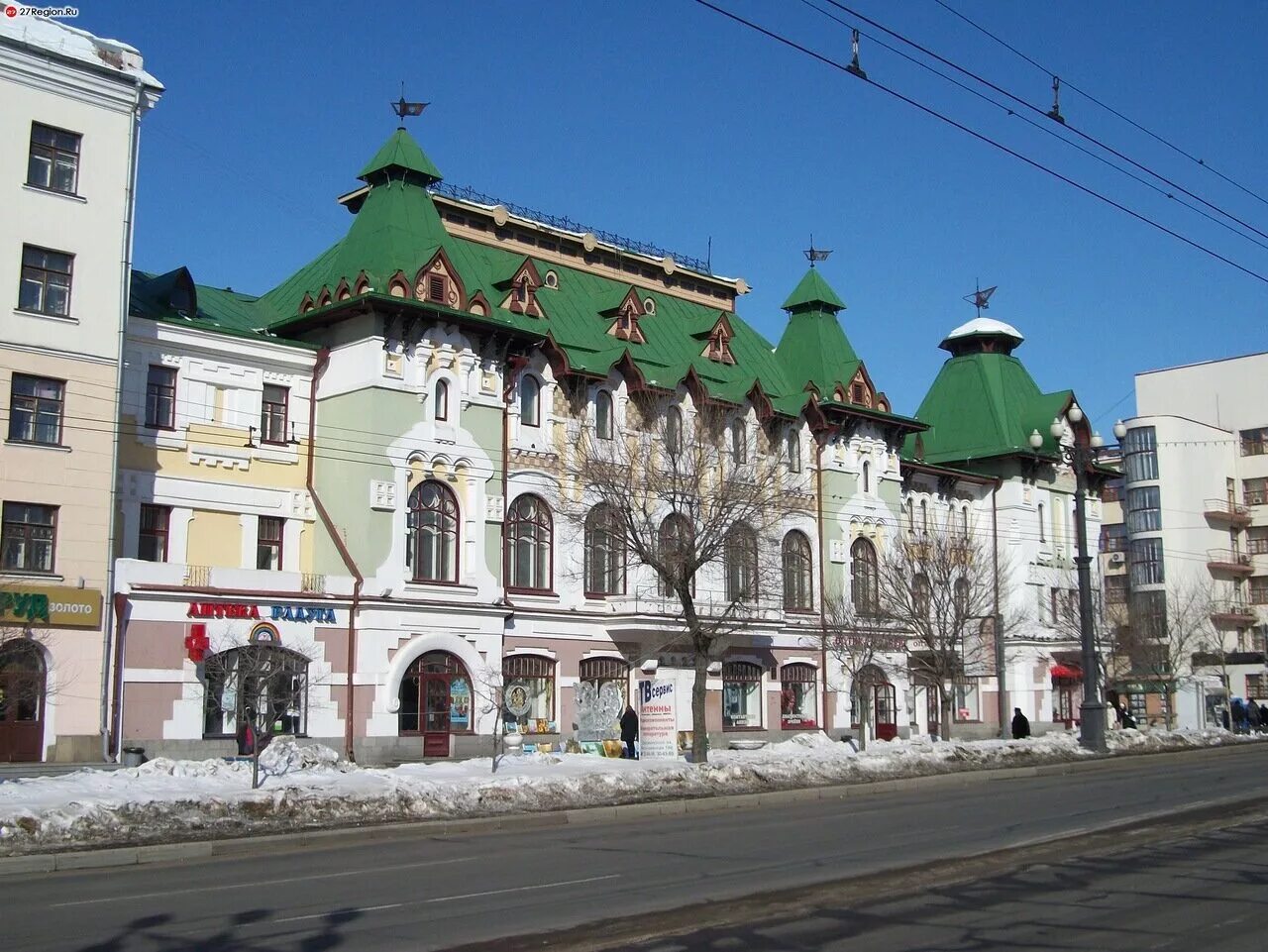 Хабаровск панорама города. Уссурийский бульвар город хабаровск. Центральная площадь хабаровска. Подработка хабаровск. Хабаровск муравьева амурского дом пионеров.