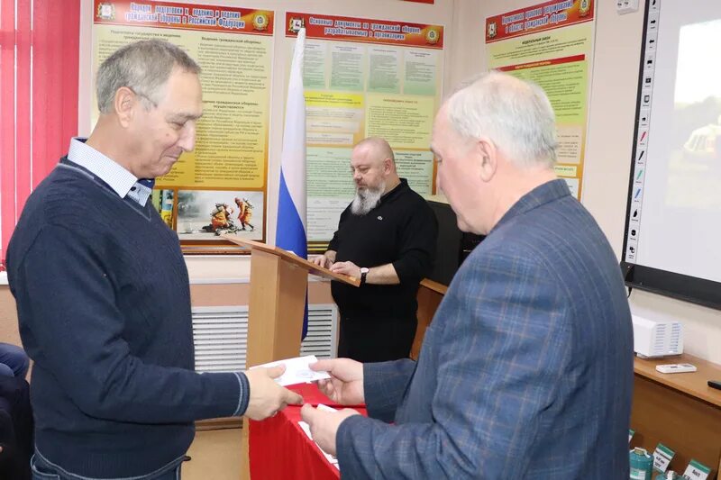 Учебно методический центр гочс им чуйкова нижний новгород. Умц по го и чс нижегородской области им маршала чуйкова. Умц гочс нижегородской. Центр по подготовке к го и чс великий новгород. Умц гочс нижегородской.