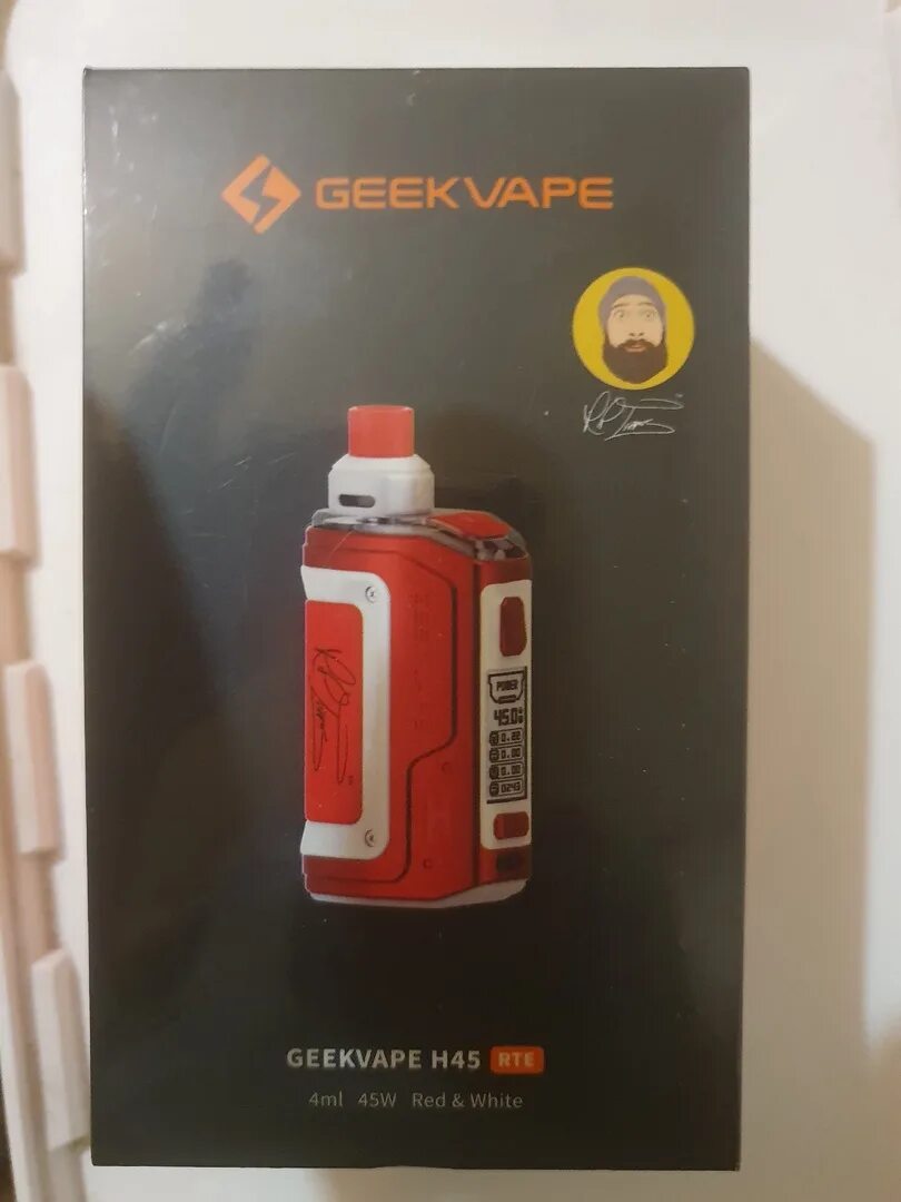 Geek Vape Aegis Hero 2 h45 Red&White. Geek Vape Aegis Hero 2(h45) Kit Red. GEEKVAPE Hero 2(h45) Red&White 1400mah. Geek Vape Aegis Hero 2 (h45) RTE 1400 Mah - Red & White.