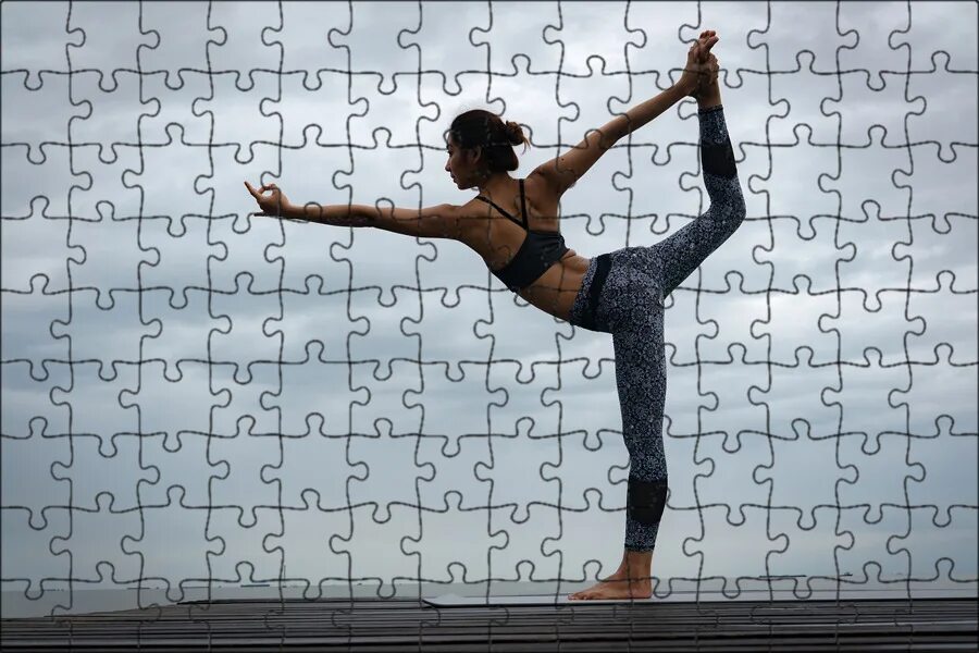 Up2yoga. Up2yoga. Дети стоят в позе. Йога. Йога.