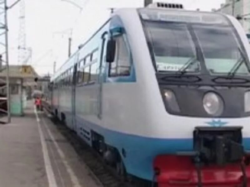 поезд ржд. тэп60 railgallery. устье аха. станция канальная волгоград. пригородные поезда балаково.