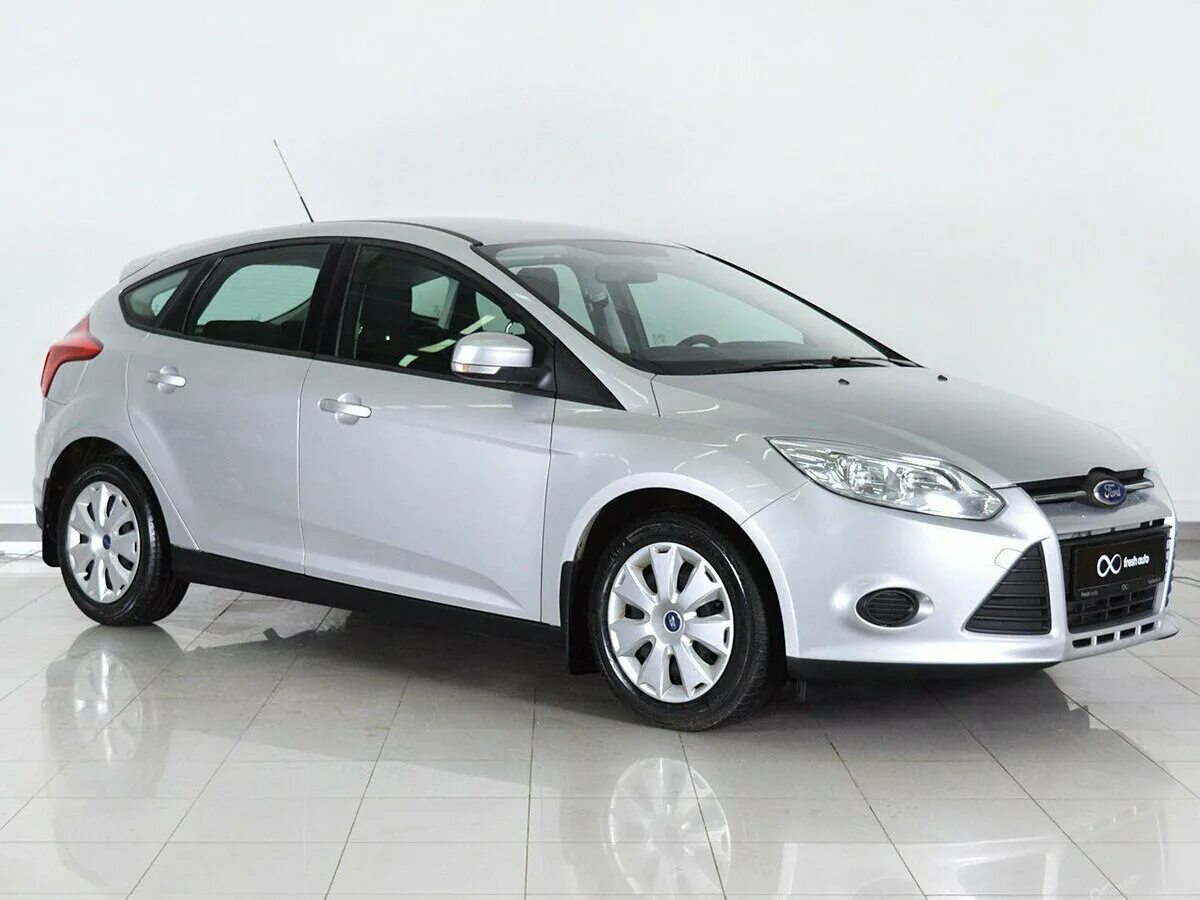 Ford focus 2012 универсал. Форд фокус 2012 хэтчбек 3 дверный. Форд фокус 2014 седан. Ford focus 3 2013. Ford focus 2013 седан.