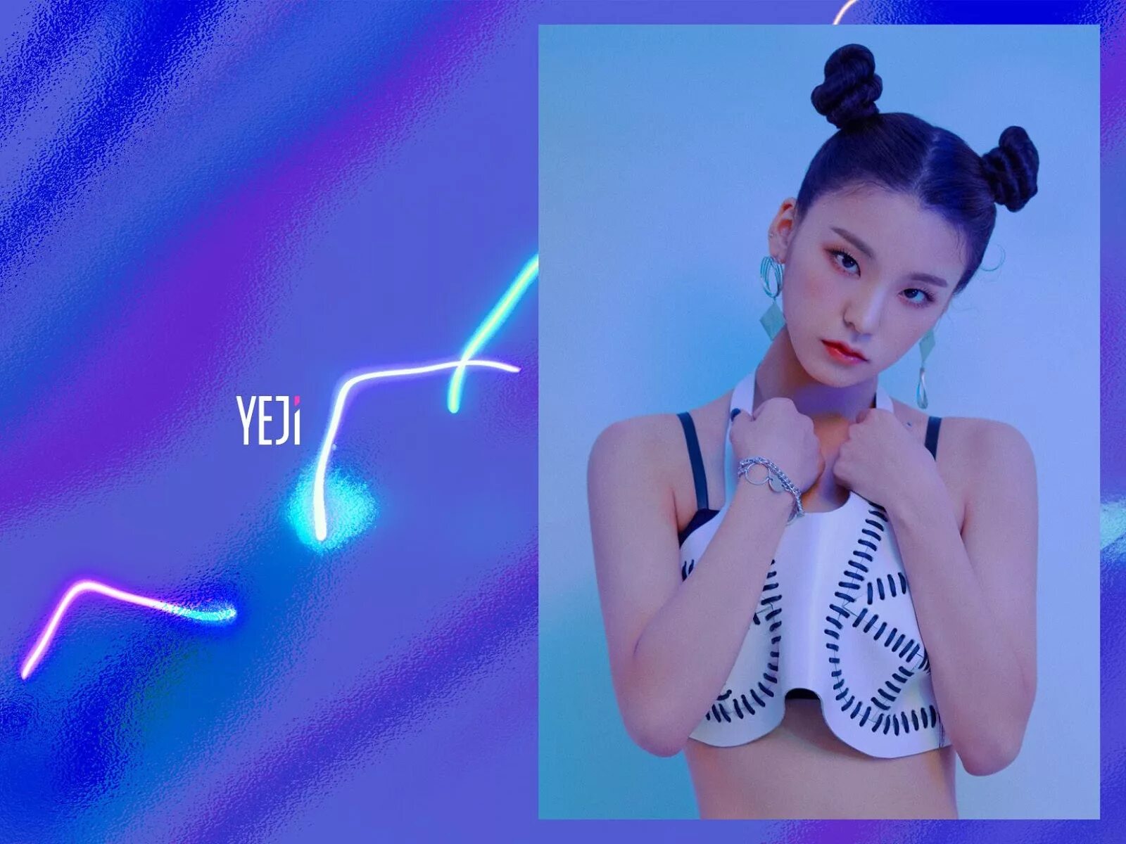 Itzy speed up. Йеджи itzy. itzy обложка альбома. itzy участницы. кпоп карточки itzy.