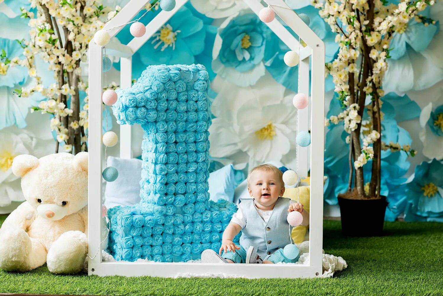 Идеи на 1 годик мальчику. Фотосессия день рождения 1 год. Фотосессия день рождения ребенка 1 год. Фотосессия на годик мальчику. Фотосессия на год для мальчика.