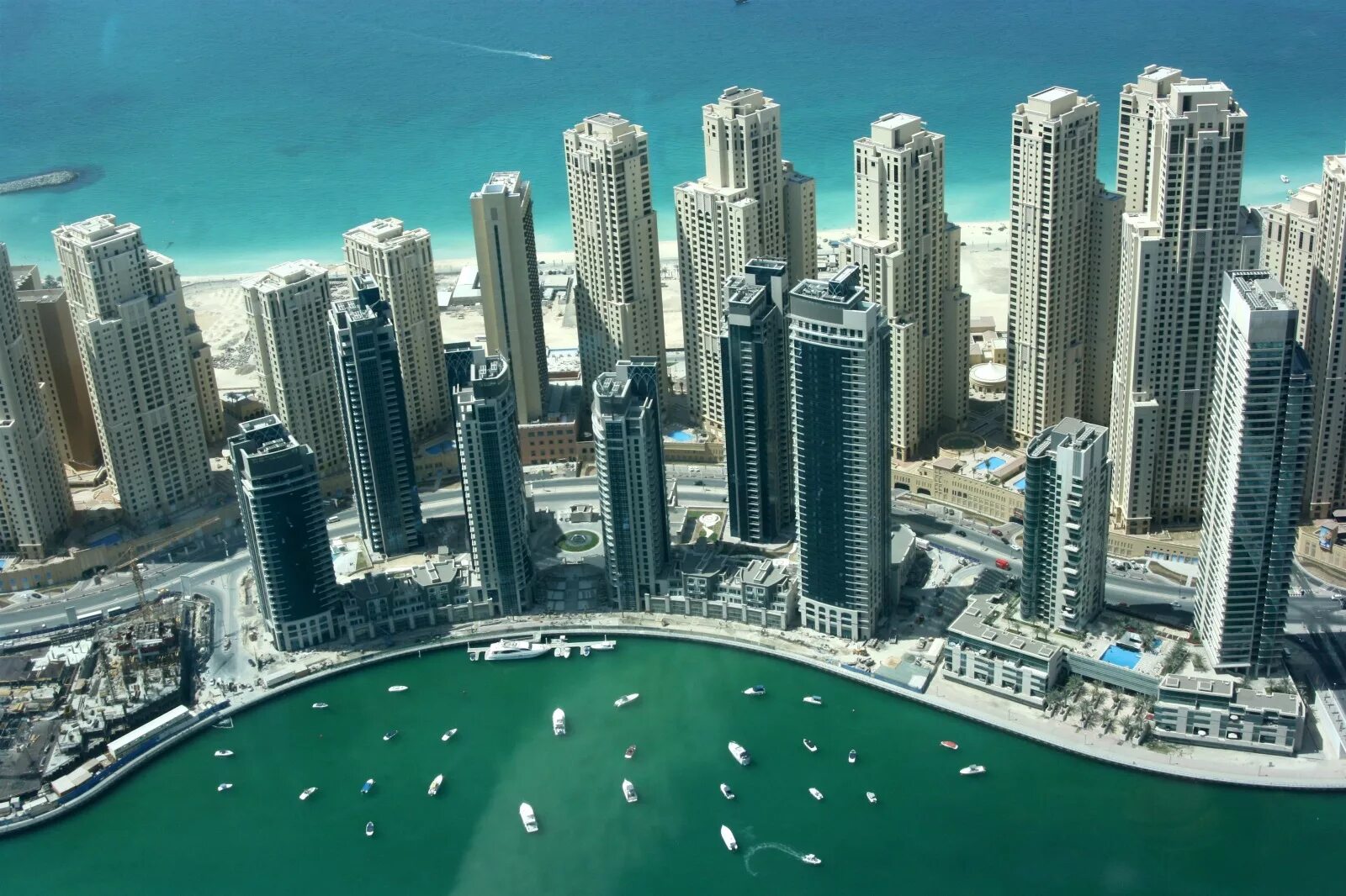 Арабские эмираты будущие. Dubai Marina район.