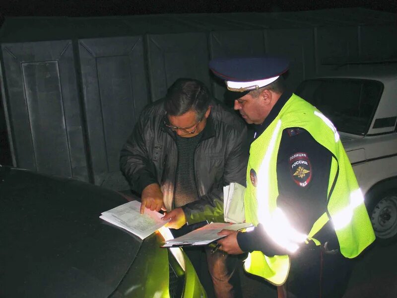 Молодой водитель автобуса в ростове на дону. Водитель ростовская область. Водитель ростовская область. Ростовская область на транспортной неделе. Большегрузные машины.