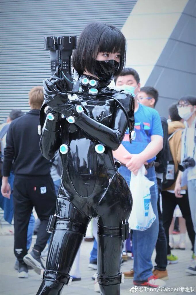 Рейка Шимохира Gantz косплей. Блоггер Ганц. Ганц силовой костюм. Косплей робот. Косплей дроны