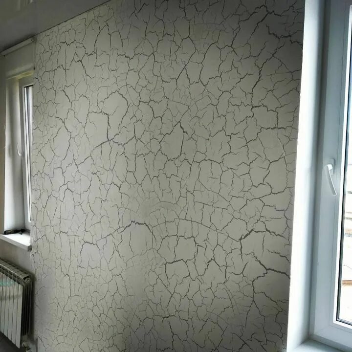Трещины на штукатурке. Венецианская штукатурка трещины. Декоративная штукатурка трещины. Венецианская штукатурка кракелюр. Декоративная штукатурка с эффектом трещин.