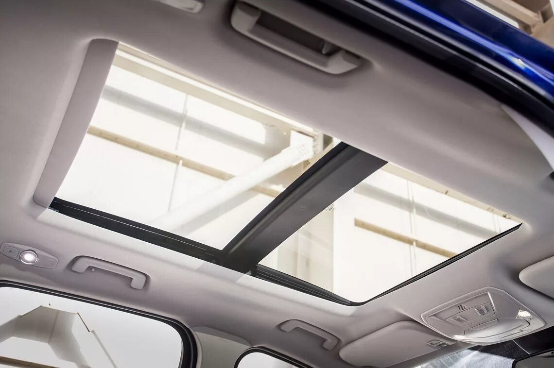 Ford Kuga 2019 панорамная крыша. Ford Kuga 2018 панорамная крыша. Люк на Форд Куга 2. Форд Куга 2 панорамная крыша.