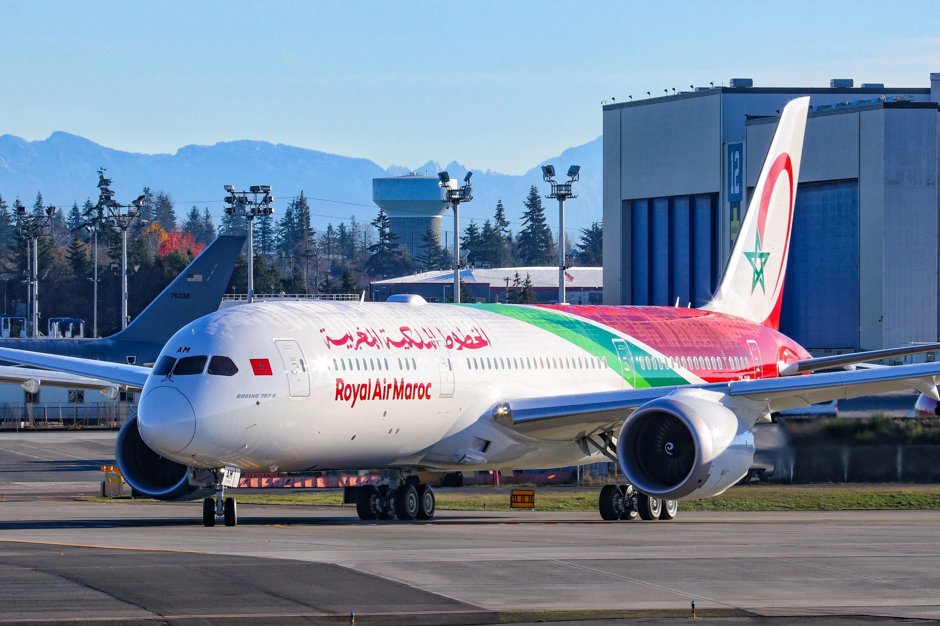 Ройал марокко боинг 737 max. Марокко авиакомпания. Royal air maroc бизнес класс 737. Royal air maroc самолеты. Mach air maroc.