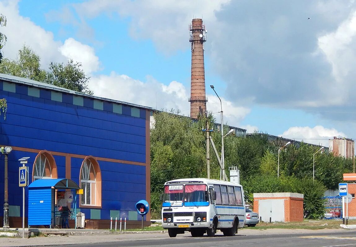 автостанция острогожск. паз 32054 воронеж 122. лиаз-52563r (голаз). автостанция острогожск. автостанция острогожск.