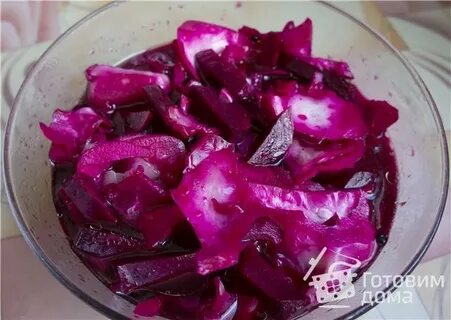 Капуста с красной свеклой вкусная
