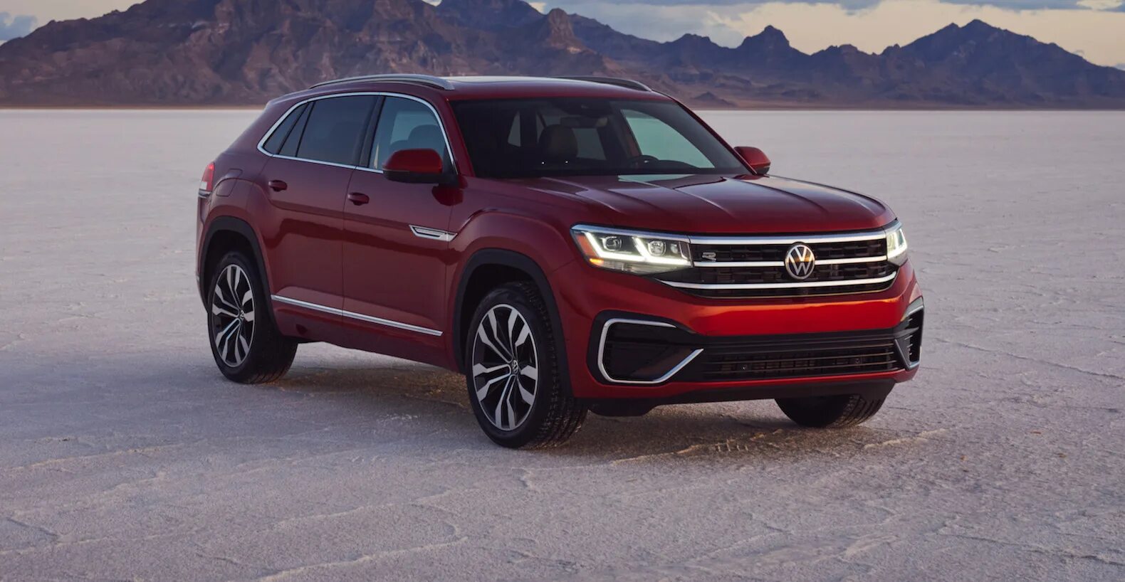 W atlas. Vw atlas cross sport 2025. atlas cross sport 2025. фольксваген атлас 2025. volkswagen 2025 туристический.
