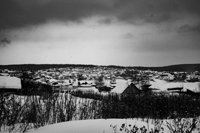 центральный район красноярск. в свердловске живущий. свердловск 1924. панельные дома в темноте. улицы свердловска 1988.