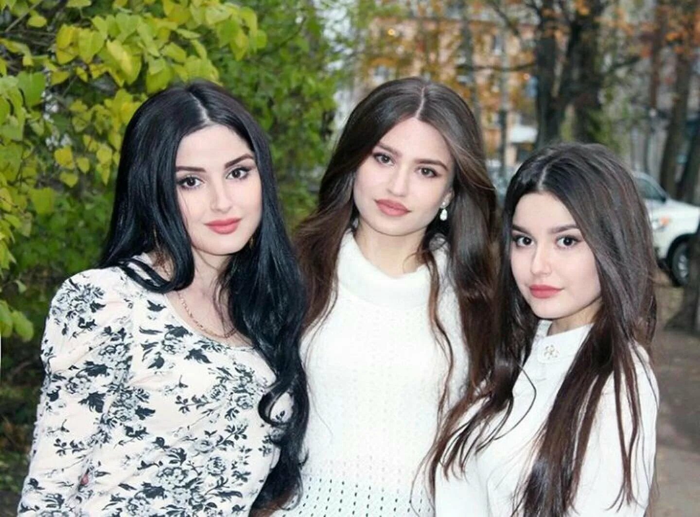 Две дагестанки