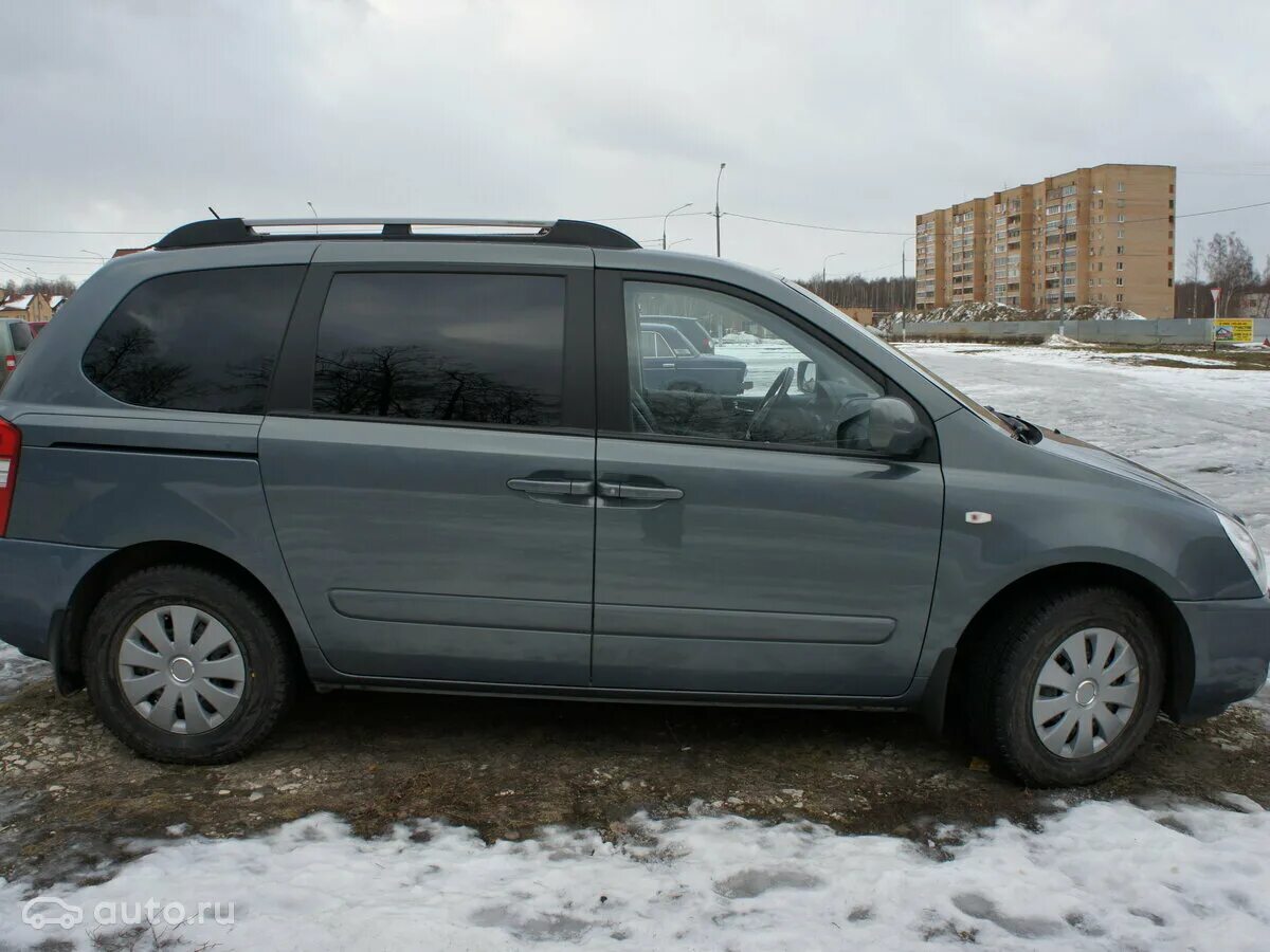 Купить киа карнивал дизель. Kia Carnival 2006. Кия Карнивал 2006 года. Киа Карнивал 2006 года дизель. Киа Карнивал 2006 удлинëнная.