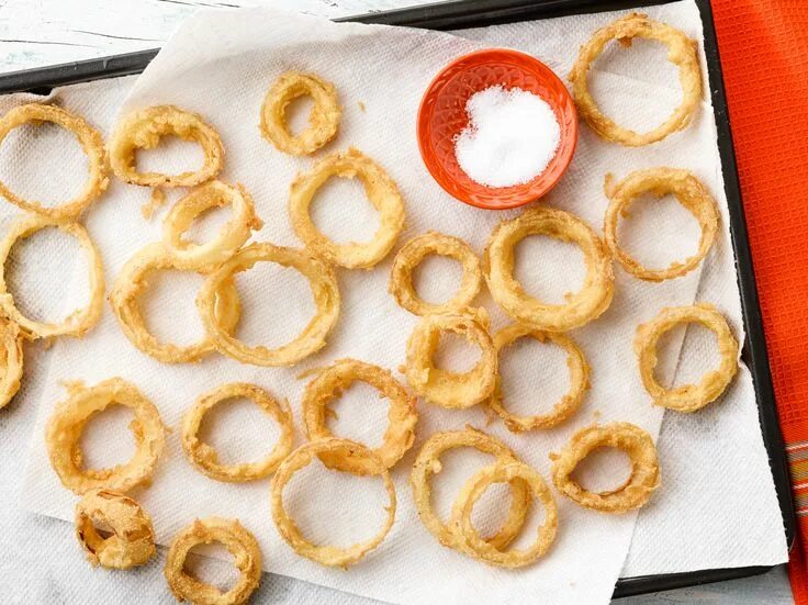 Crispy Baked Onion Rings - Simply Scratch Recipe Baked onion rings, Onion rings,