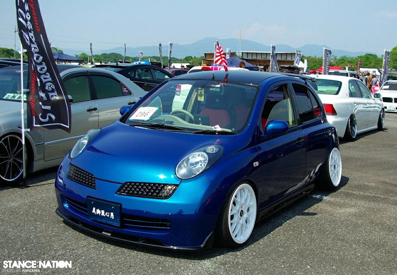 Tuning 12. Nissan March k12 stance. Micra k12 стенс. Micra k12 Nismo. Nissan Micra стенс.