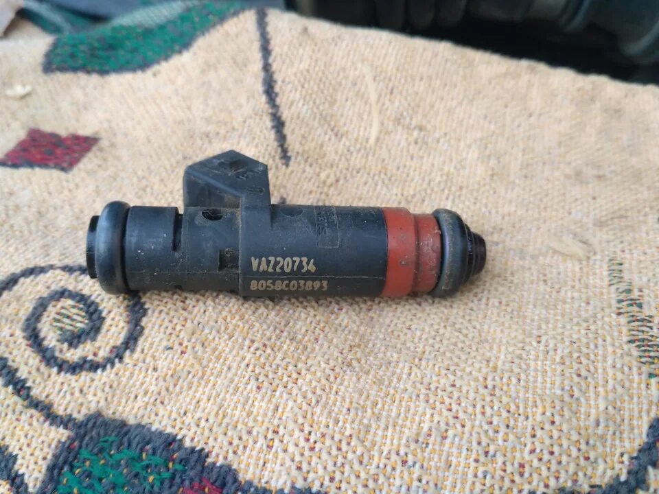 форсунка ваз 126 мотор. форсунки ваз 2107 инжектор. форсунки ваз 2114 8 клапанов. 5. топливные форсунки ваз 2107 инжектор.