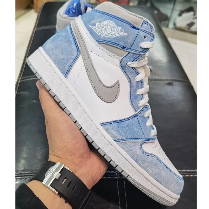 Nike air jordan 1 high hyper royal. Jordan 1 high hyper royal. Air jordan 1 hyper royal. Nike air jordan 1 high hyper royal. Air jordan hyper royal.
