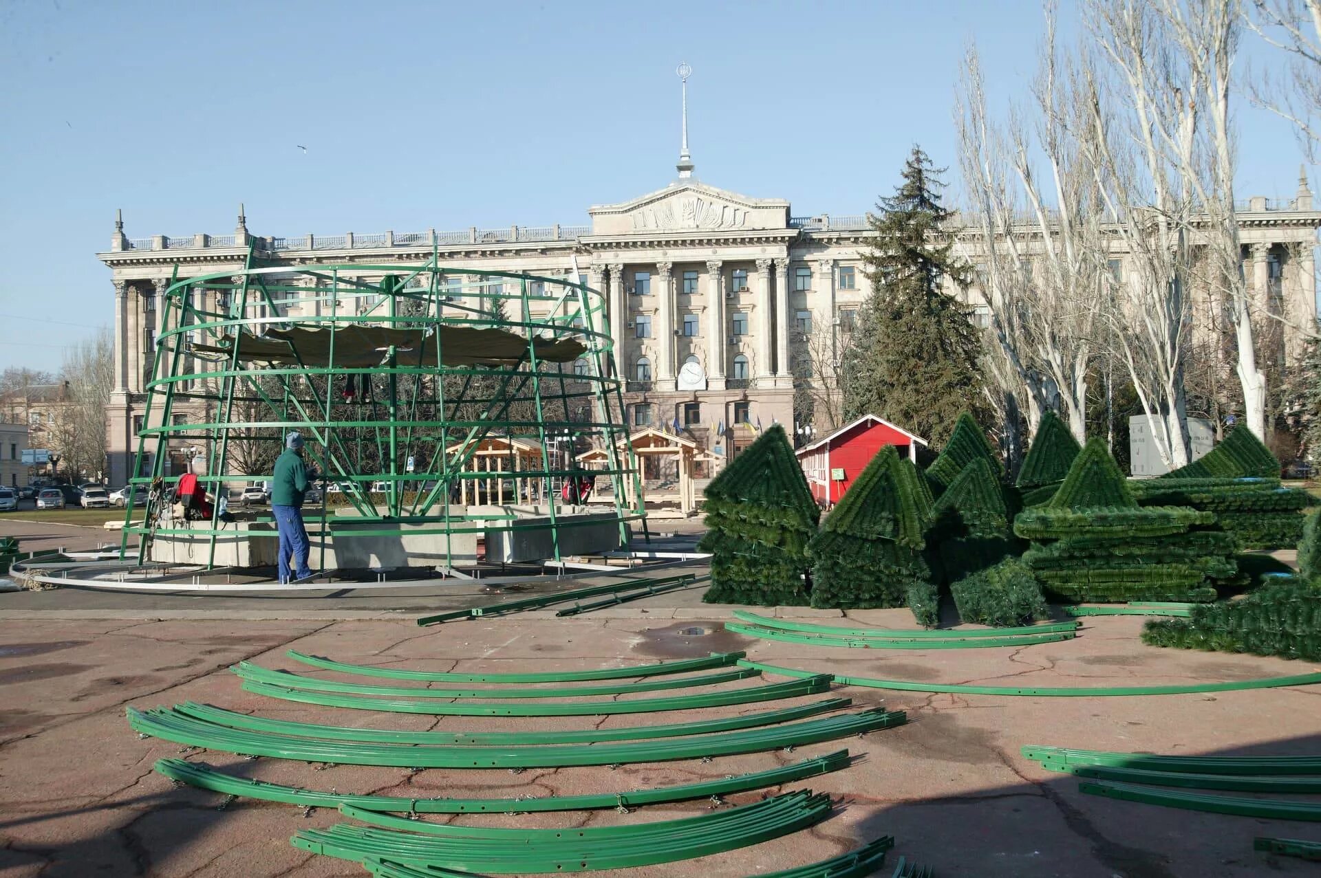 Николаевский городской сайт. Здание администрации николаева. Мотоцикл театр николаевский городская. Электрическая станция оренбург открытка. Ленина 5 тюмень.