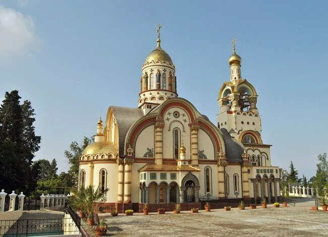 Церкви сочи православные адреса и фото Файл:Собор Святого Архангела Михаила.JPG Википедия