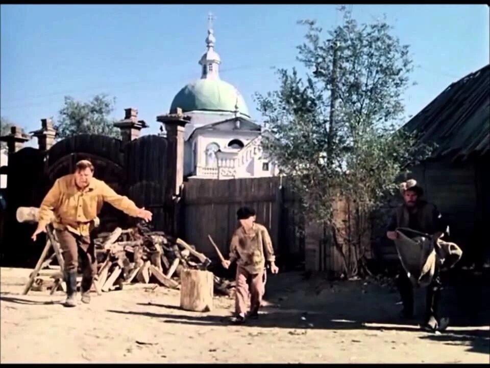 В каком городе снимали не может быть. «не может быть!» (реж. л. гайдай, 92 мин., 1975,.