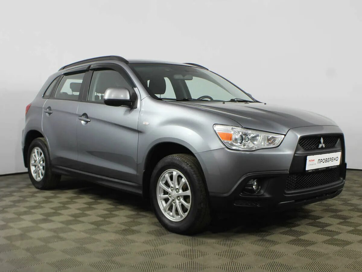 Mitsubishi asx 2011