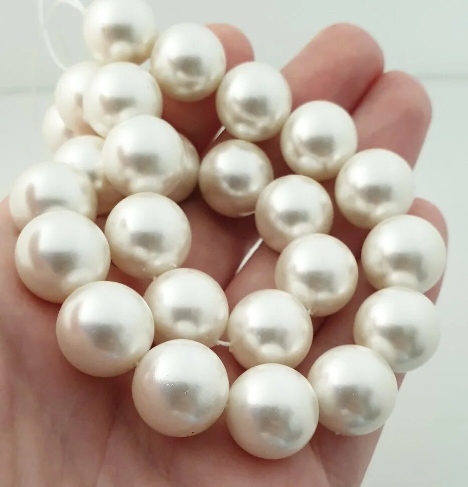 Крупные бусины. Бусины. Крупные бусины. Бусы крупные темно розовые. Бусы круглые крупные.