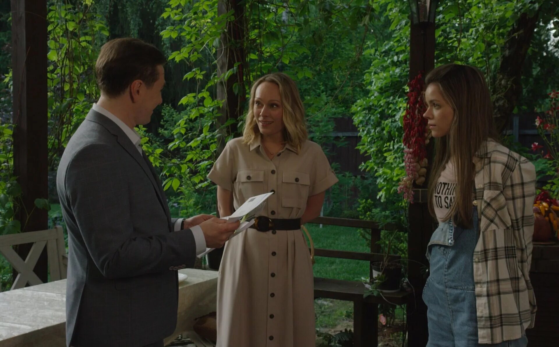 Сериал про шпионов 2022. Шпион 2023 дата выхода. Кевин спейси питер. Шпион 2023 дата выхода. Сериал шпион с безруковым.