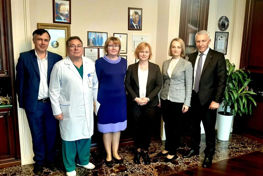 алексеева татьяна михайловна невролог. заведующие отделениями алмазова. герман наталья викторовна центр алмазова. улитин алексей юрьевич. пальцев артем александрович алмазова.