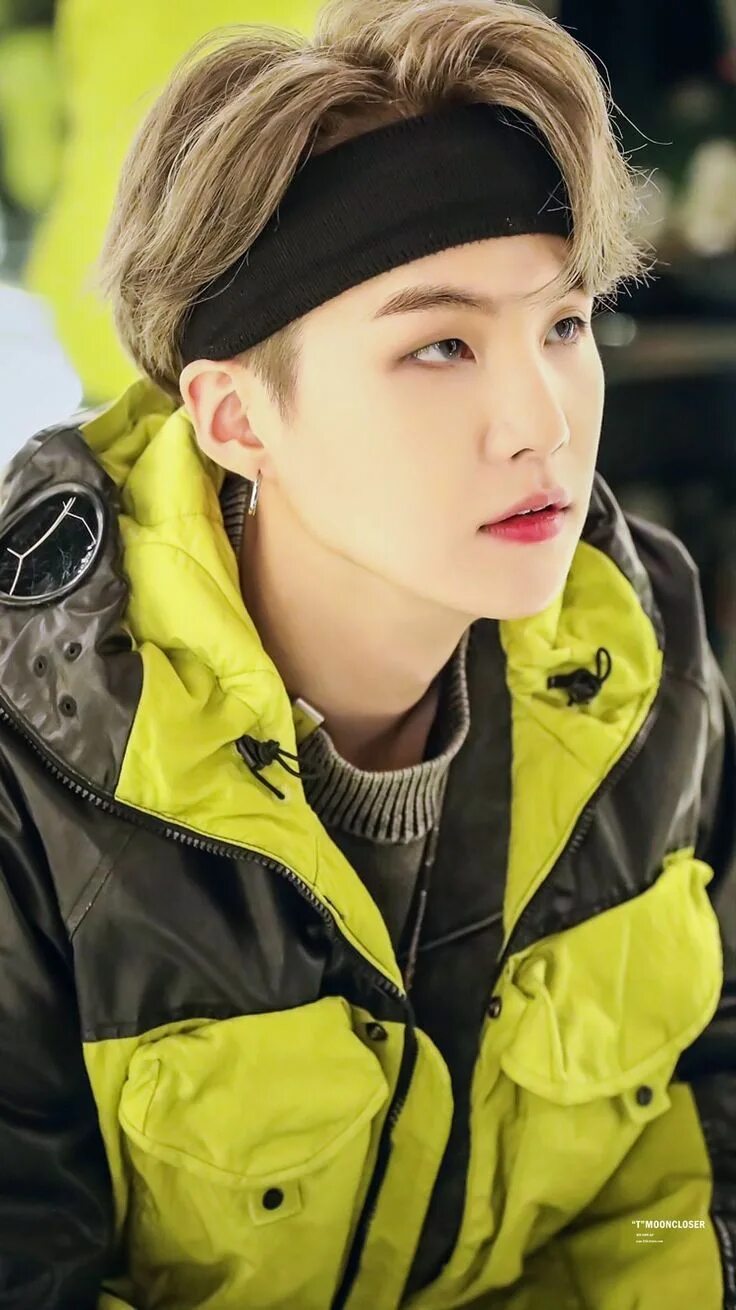 Сколько лет юнге из bts