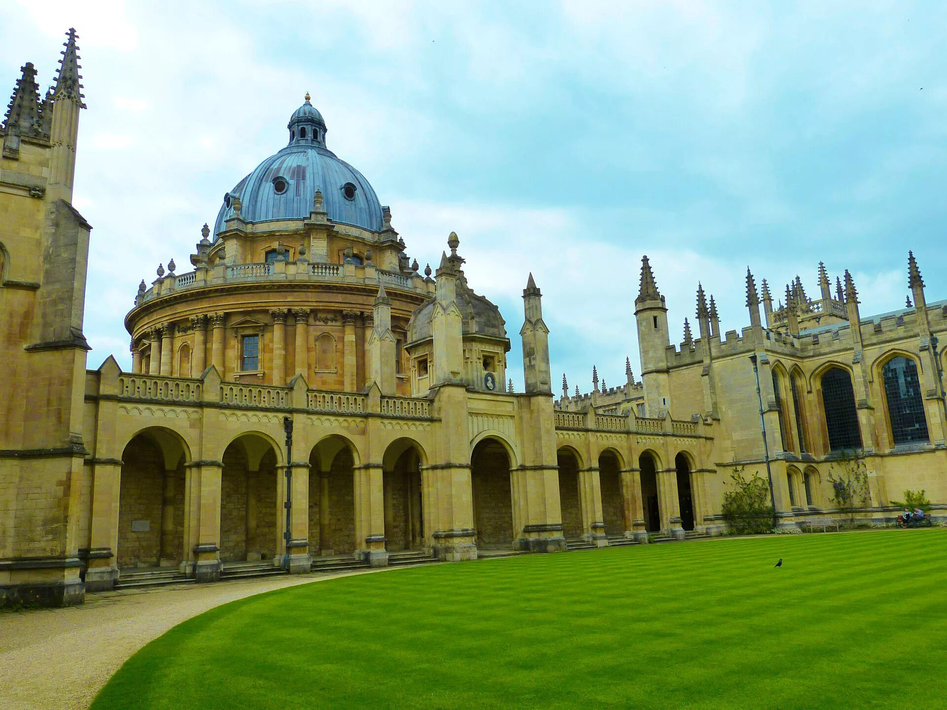 Oxford picture. Оксфорд Англия университет. Великобритания • Оксфордский университет — Англия. Сити-оф-Оксфорд университет. Оксфордский университет аббатство.