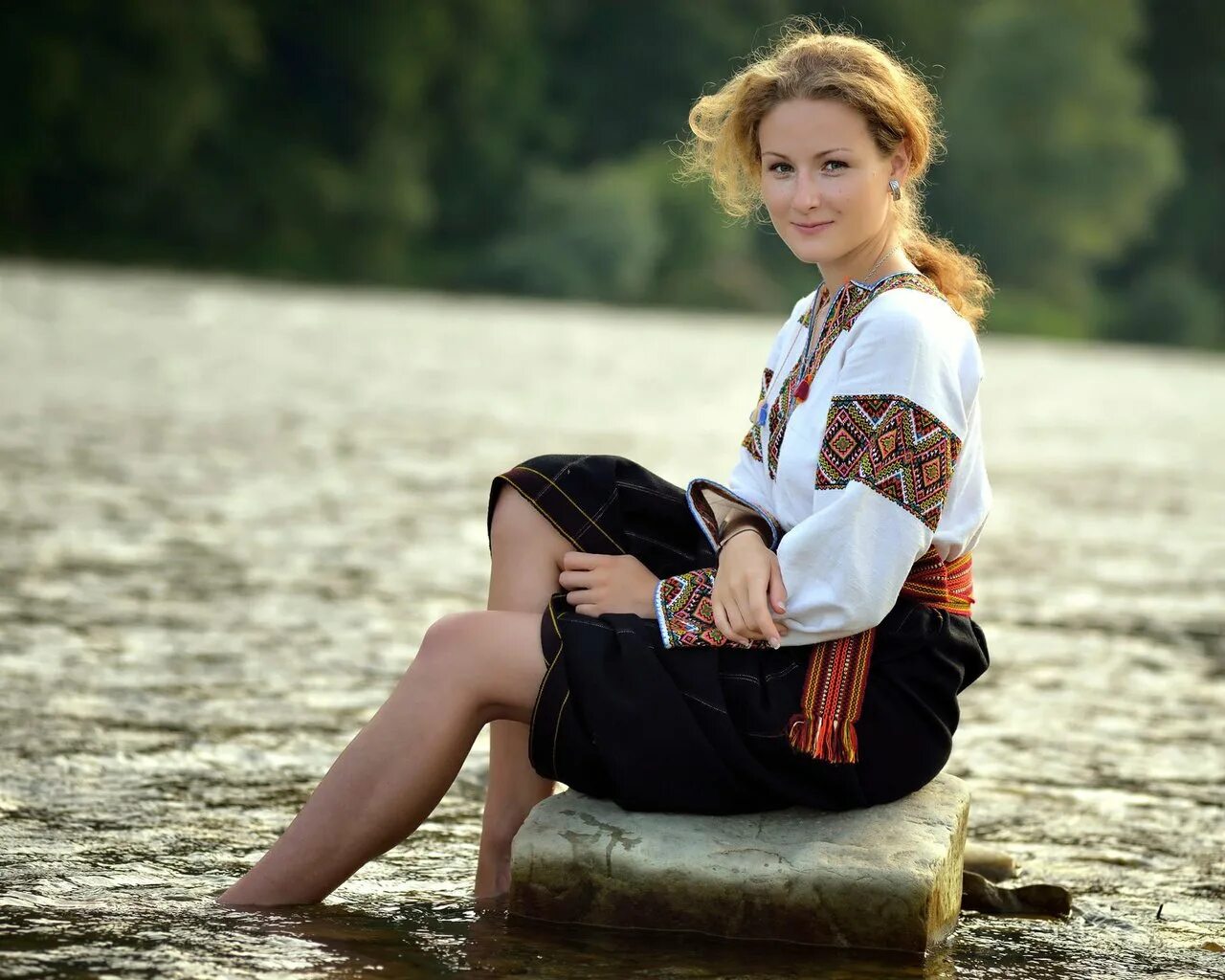 Очень девица
