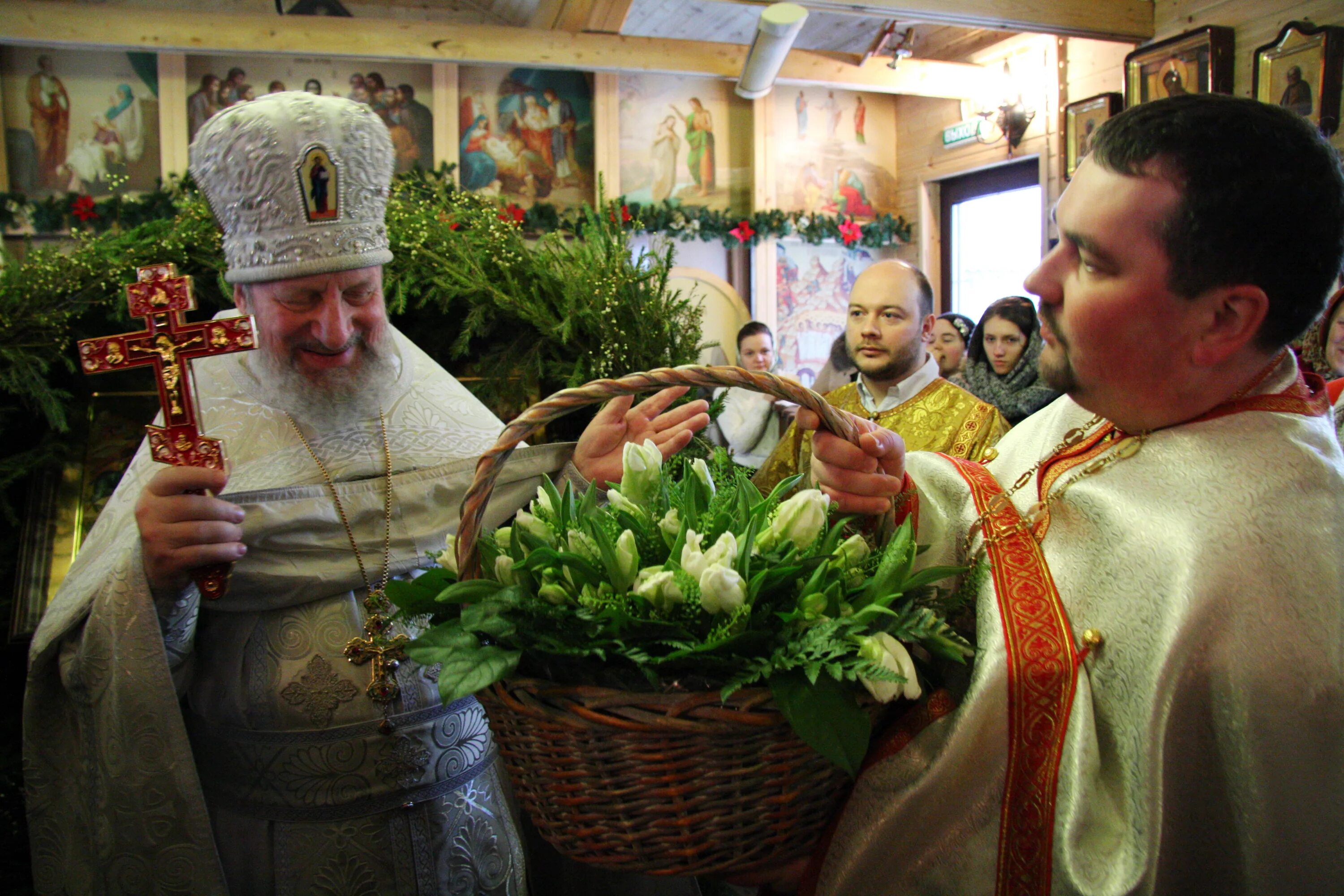 Храм мучеников вифлеемских. Храм святых мучеников в спб. Храм святых мучеников младенцев вифлеемских. Храм вифлеемских младенцев барнаул. Храм святых мучеников младенцев вифлеемских.