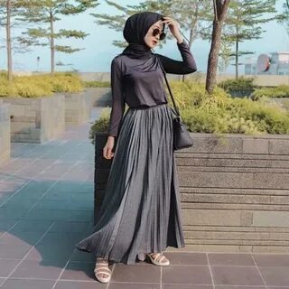 Hijab hitam