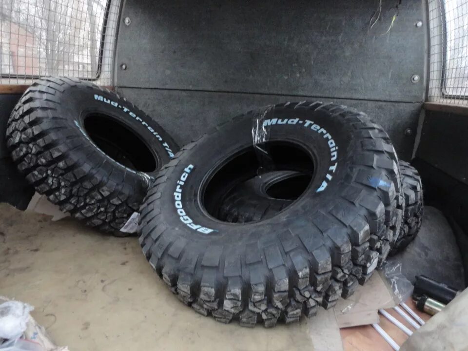 Вл-30 резина на уаз р 15. Какую резину на уаз. Шины уаз хантер уаз-315195. Резина на уаз р16. Уаз 469 на резине я 192.