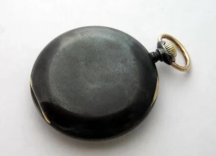 Вороненые часы