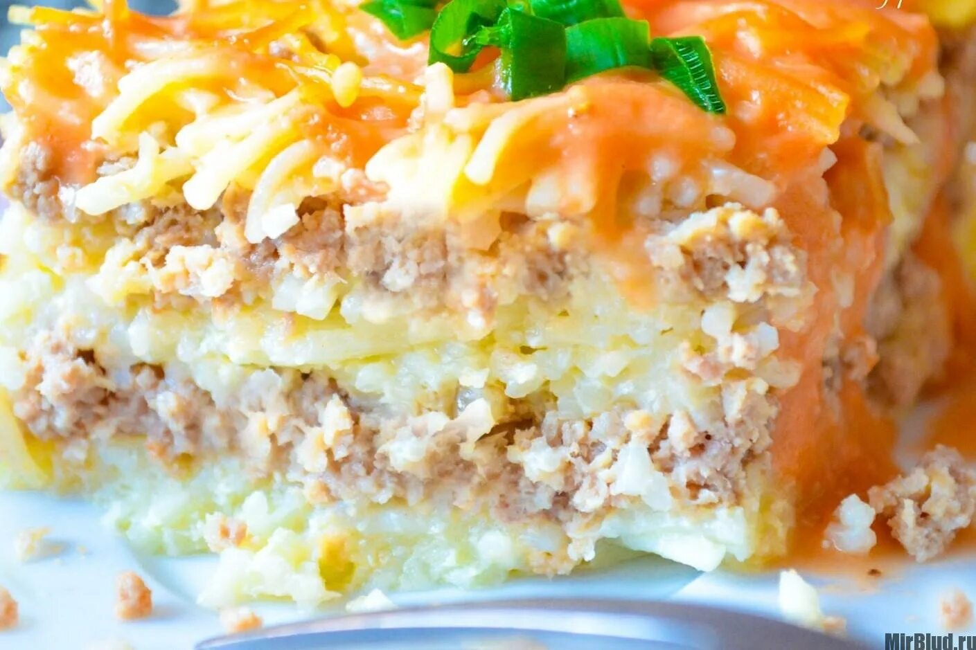 вермишелевая запеканка как в детском саду. запеканка из вермишели с мясом. вермишелевая запеканка. запеканка с вермишелью детская. вермишелевая запеканка с фаршем.