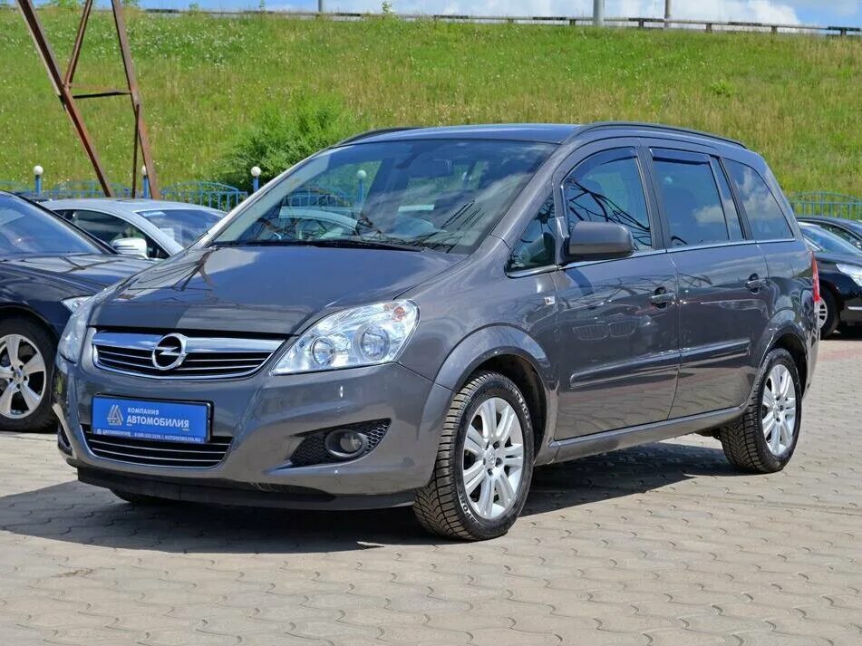 Купить опель зафира 2011. Opel Zafira b 2011. Опель Зафира 2011. Опель Зафира б 2011. Опель Зафира Фэмили.