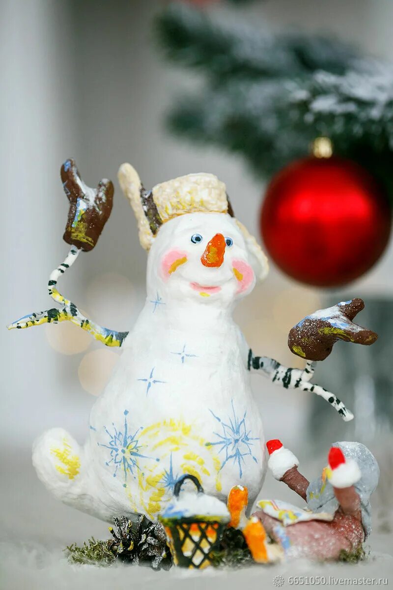Новогодние игрушки из ваты. Ваватная игрушка снснеговик. Ватная игрушка Снеговик. Ватные игрушки на елку. Игрушки из ваты купить