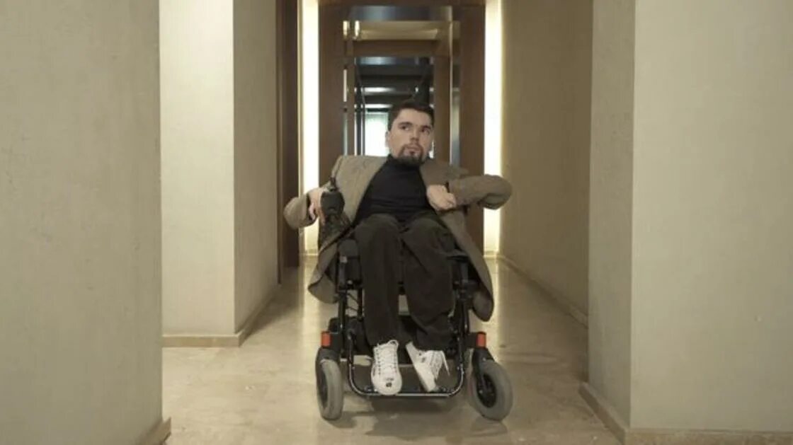 Блоггер инвалид и кенели видео. Блоггер инвалид и кенели видео