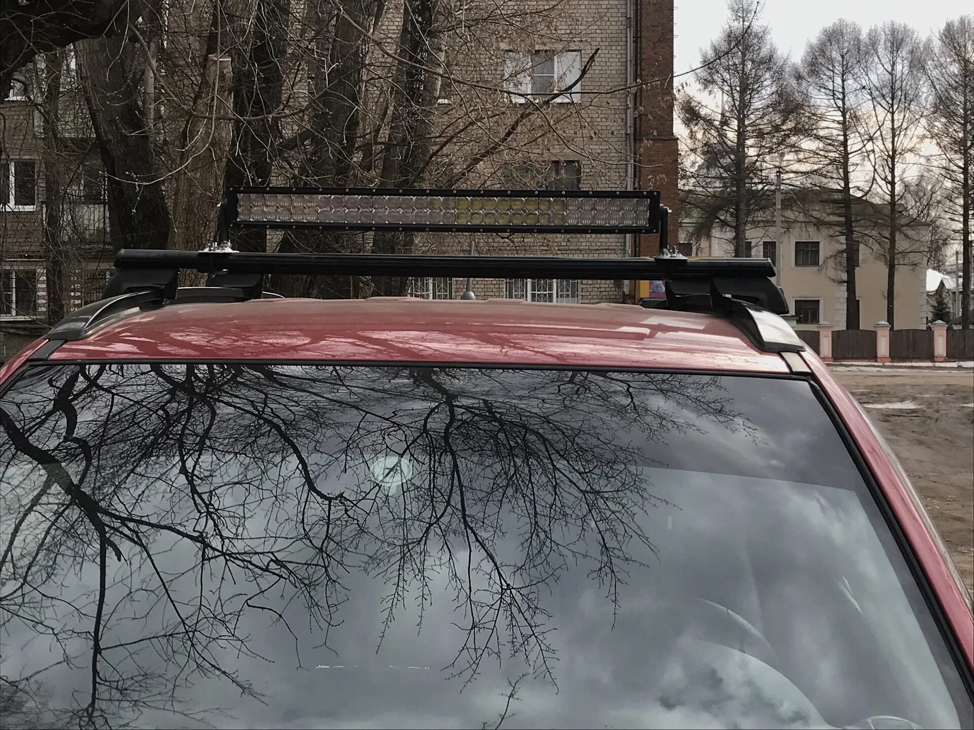 Дальний свет на крышу. Светодиодная балка на Suzuki Grand Vitara. Светодиодная балка на крышу Сузуки Гранд Витара. Светодиодная балка на крышу Сузуки Гранд Витара 2008. Балка дальнего света Гранд Витара.