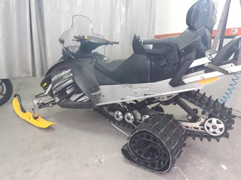 BRP GTX 550 гусеница. BRP 800 гусянка. Гусеница для BRP Ski-Doo Exp 1200. Гусянка на снегоход БРП.