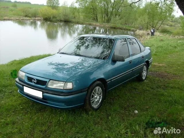 Opel vectra 1995. Opel вектра 1995. Мотор м43 на бмв е34. Пьяные десантники. Штурм останкино 3 октября 1993.